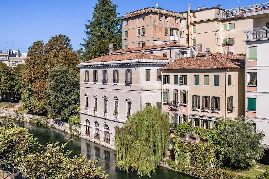 Vintage@Theriver Treviso 0*,  Italy