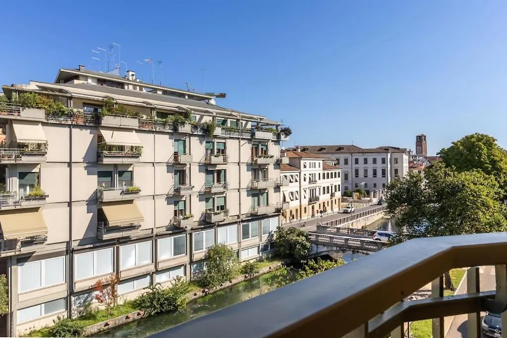 Apartment Vintage@Theriver Treviso Italy
